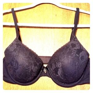 34C Victoria's Secret black bra